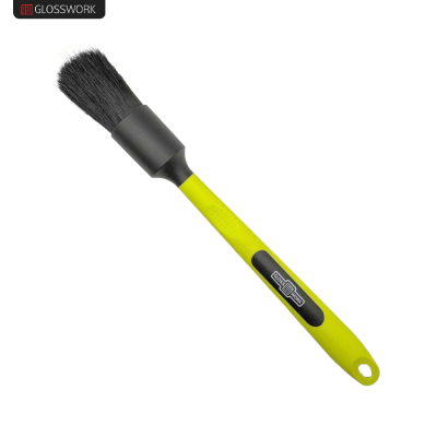 Кисть с прорезиненной ручкой 28мм искусственный ворс черный. Glosswork Rubber Black Brush