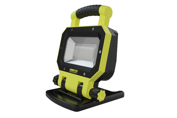 SLR-3000 - Светодиодный прожектор 3000 Lm, 6600 mAh, IP54 | UNILITE